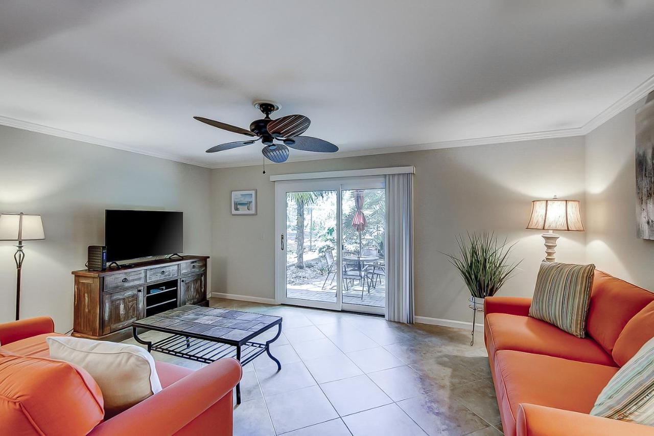 Stones Throw Villa Hilton Head Island Oda fotoğraf